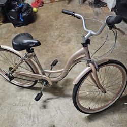 Women Cruise Bike (Semi New)