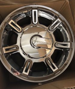 Hummer H2 17”  Factory Alloy Wheel 