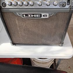 LINE 6 SPIDER 3 GUITAR AMPLIFIER
