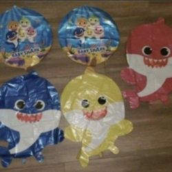 Baby Shark Birthday Party Kit Doo Do Doo Doo.  Baloons And Lots of pieces included.   See all images