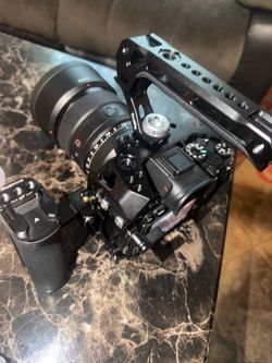 Sony camera with GM Lens