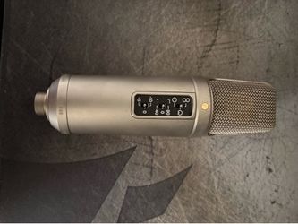 RØDE NT2-A Studio Recording Bundle | Focusrite Scarlett Solo 3rd Gen | Boom Arm