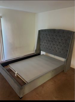 Queen bed