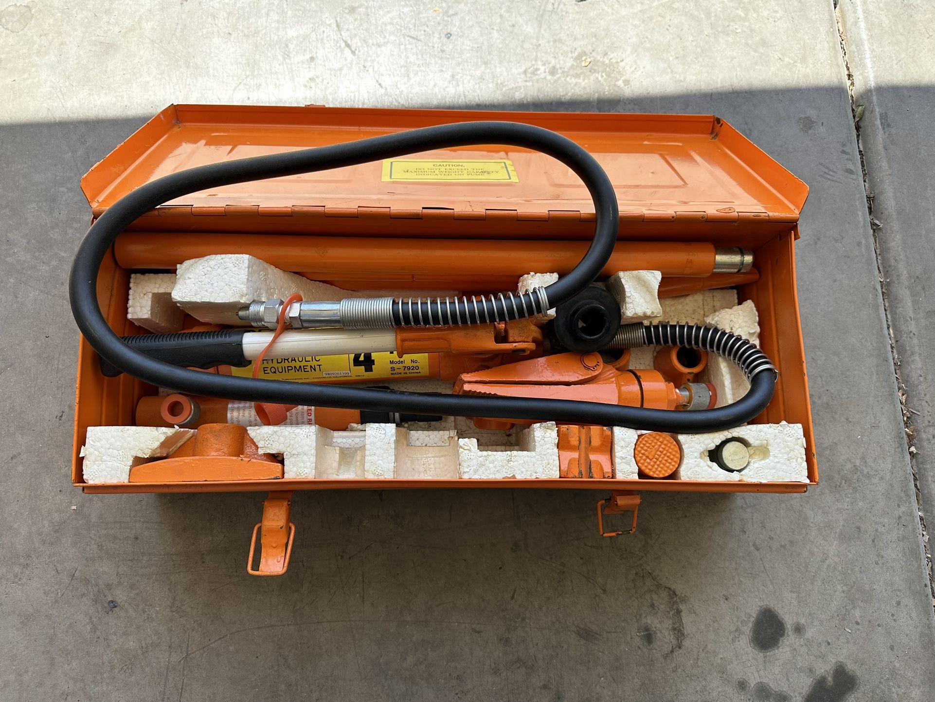 4 Ton Port-A-Power (Auto Body Repair)