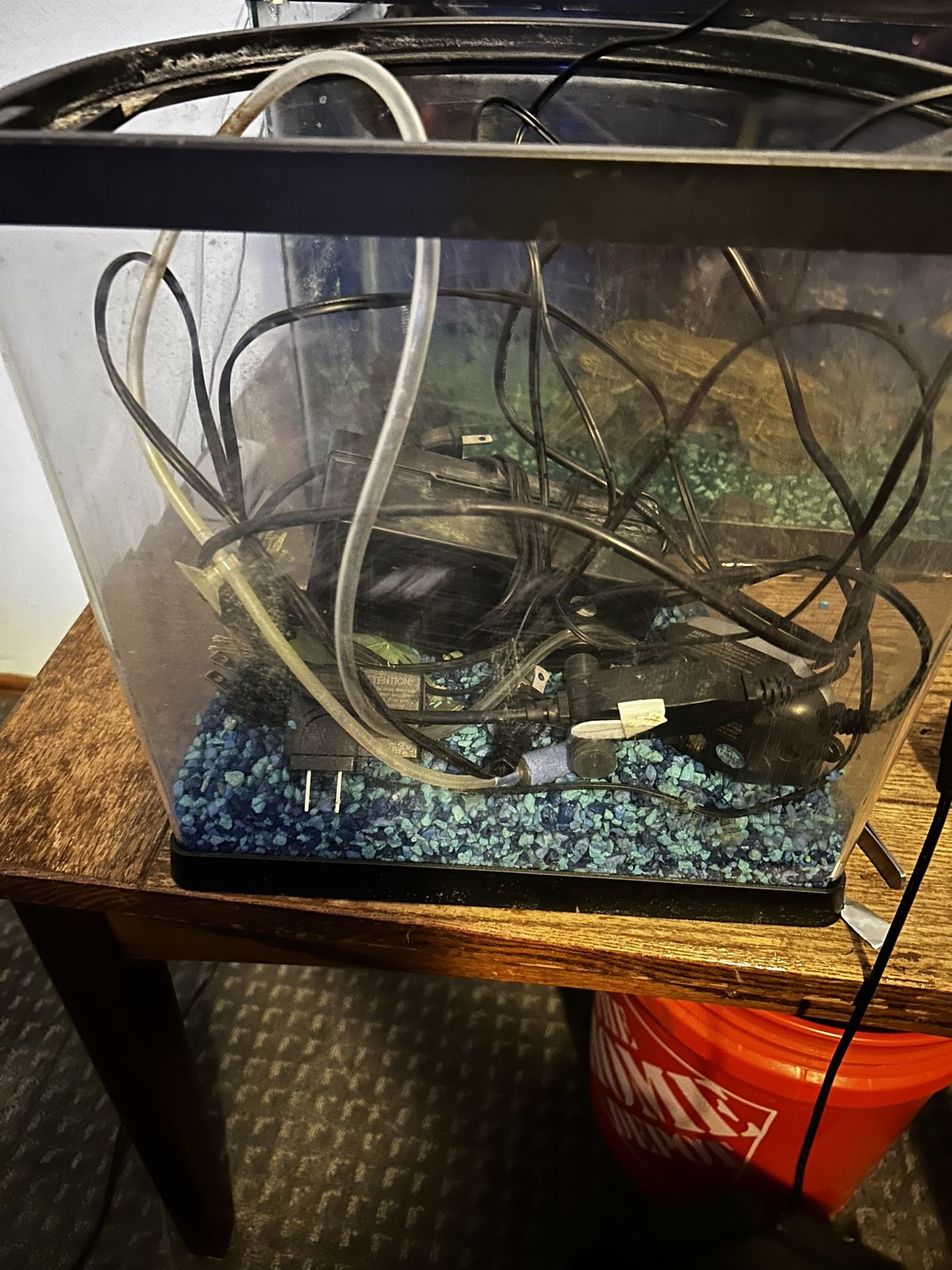 3.5 Gallon Fish Tank