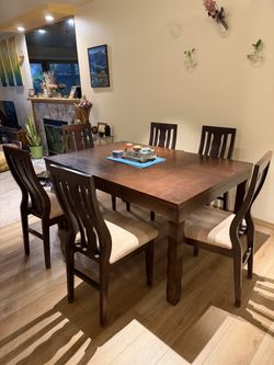 Dining table and 6 chair set