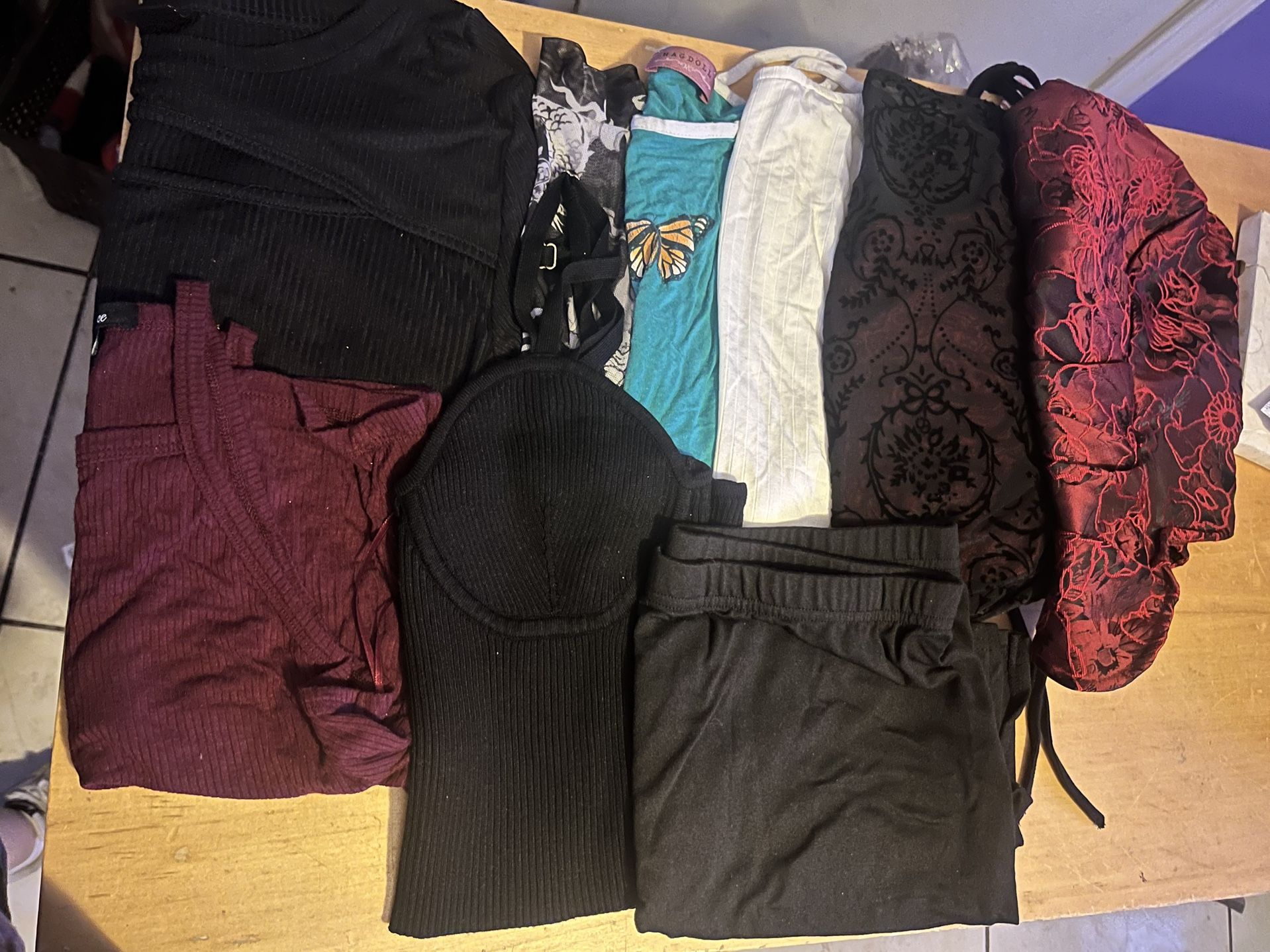 10 Pieces Of Large Clothes