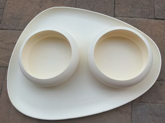 Maxbone Bubble Bowls & Mat Set cream EUC