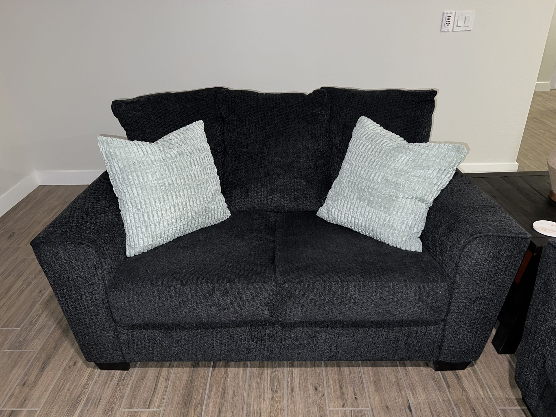 Sofa & Loveseat
