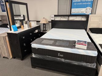 4PC Queen Bedroom Set 🥰 Free Local Delivery 🚚