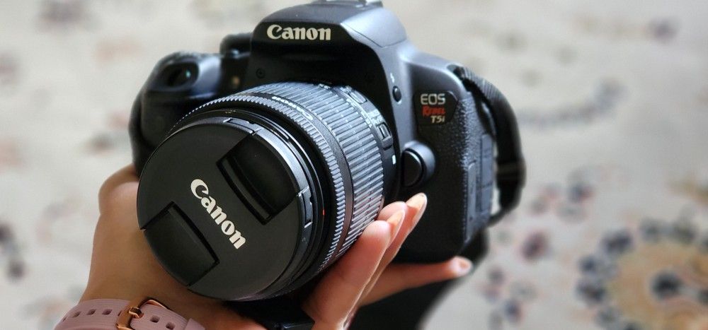 Canon EOS Rebel T5i