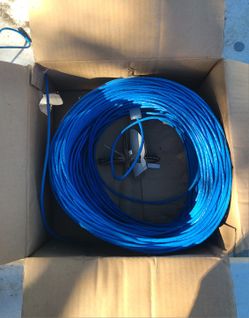 CAT 5E HIGH PERFORMANCE NETWORK CABLE. CLOSE TO 1000 FEET. 350 MHZ, Blue, 4 PR 24AWG. 
P/U YUCAIPA, CA
