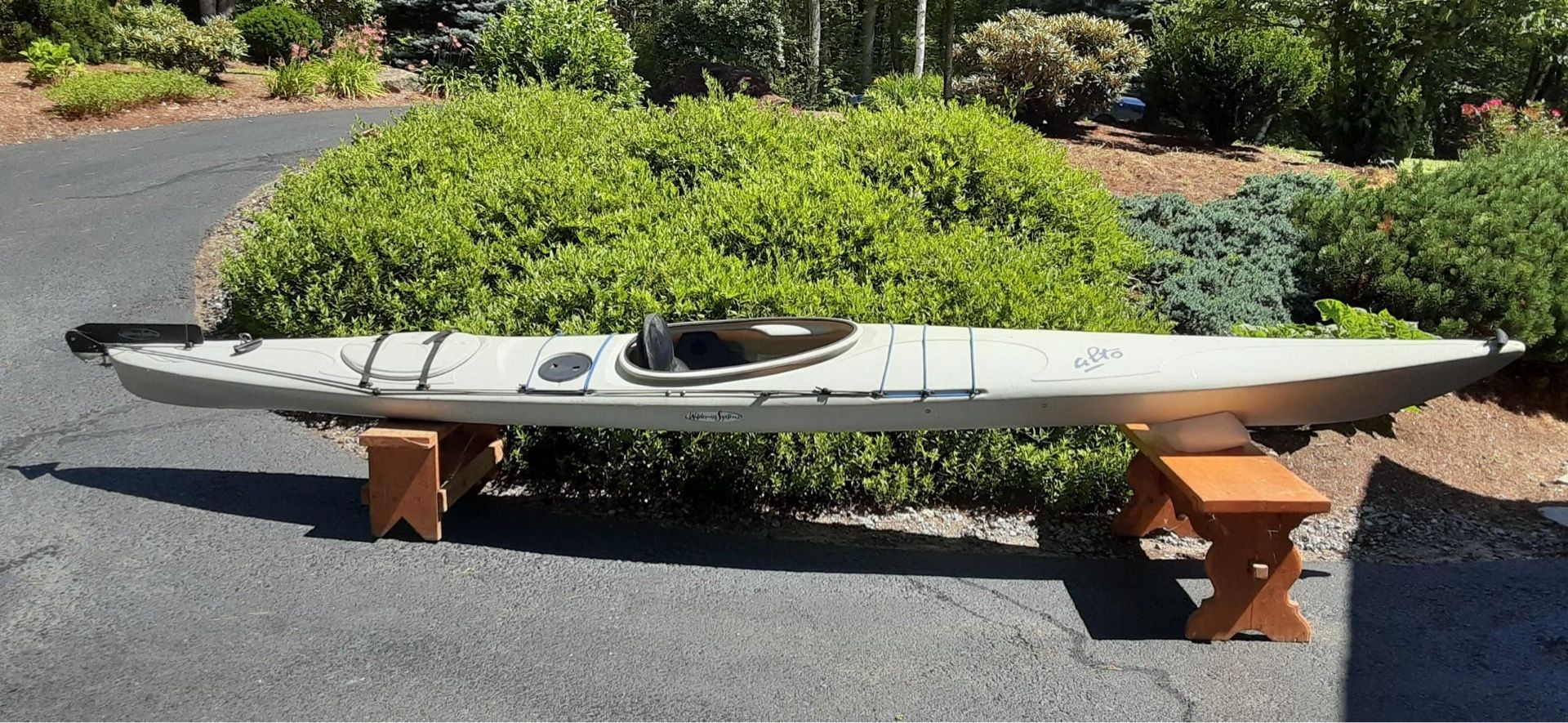 WILDERNESS ALTO 16' KAYAK