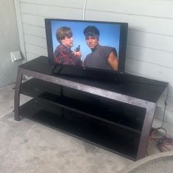 Tv Stand Available It’s Good Condition 