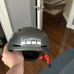 Giro Neo Jr. Sking Helmet (medium)