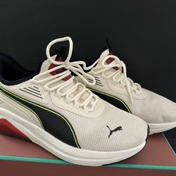 PUMA MEN SIZE 8