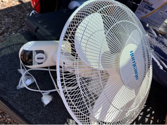 Hurricane oscillating fans 6 available can package deal