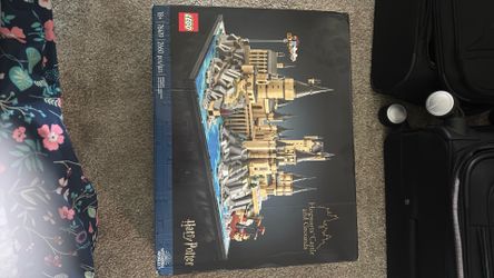 Harry Potter Hogwarts Castle Lego Set!!