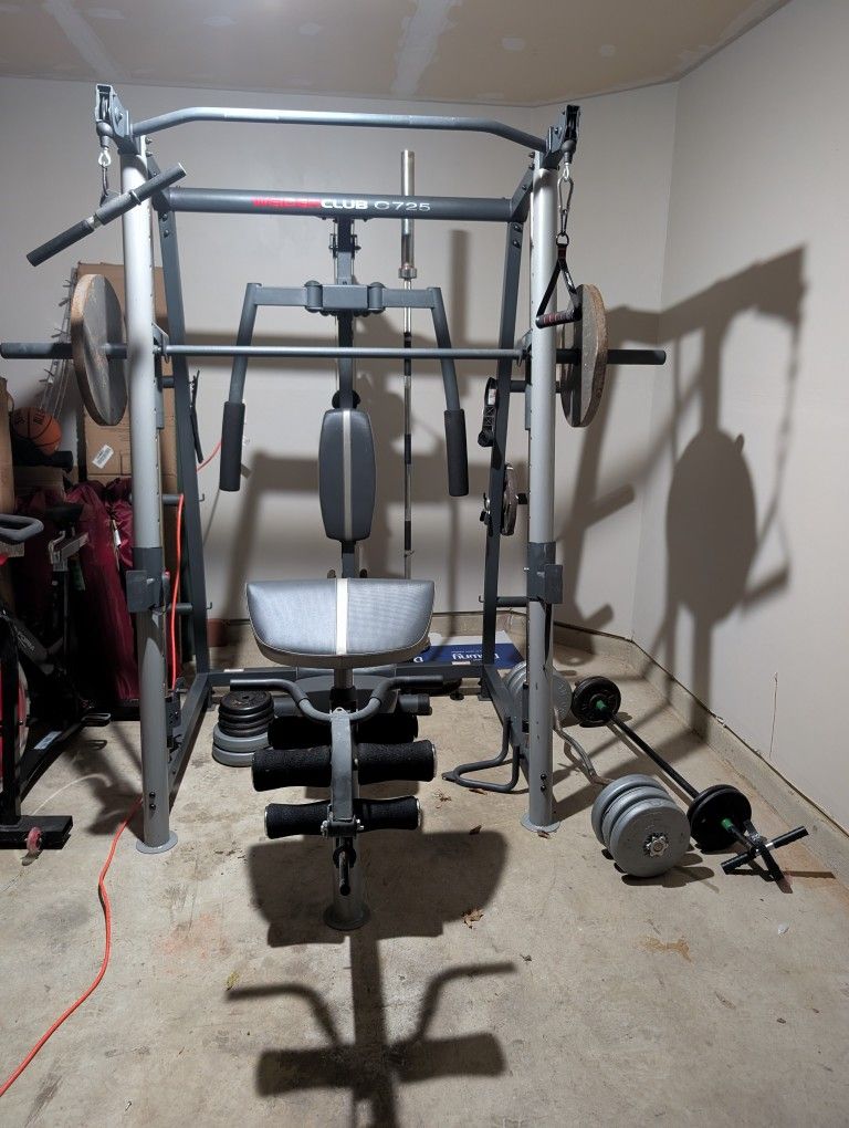 Smith Machine With ~400lb Of Weights