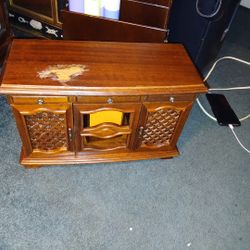JEWELRY BOX 