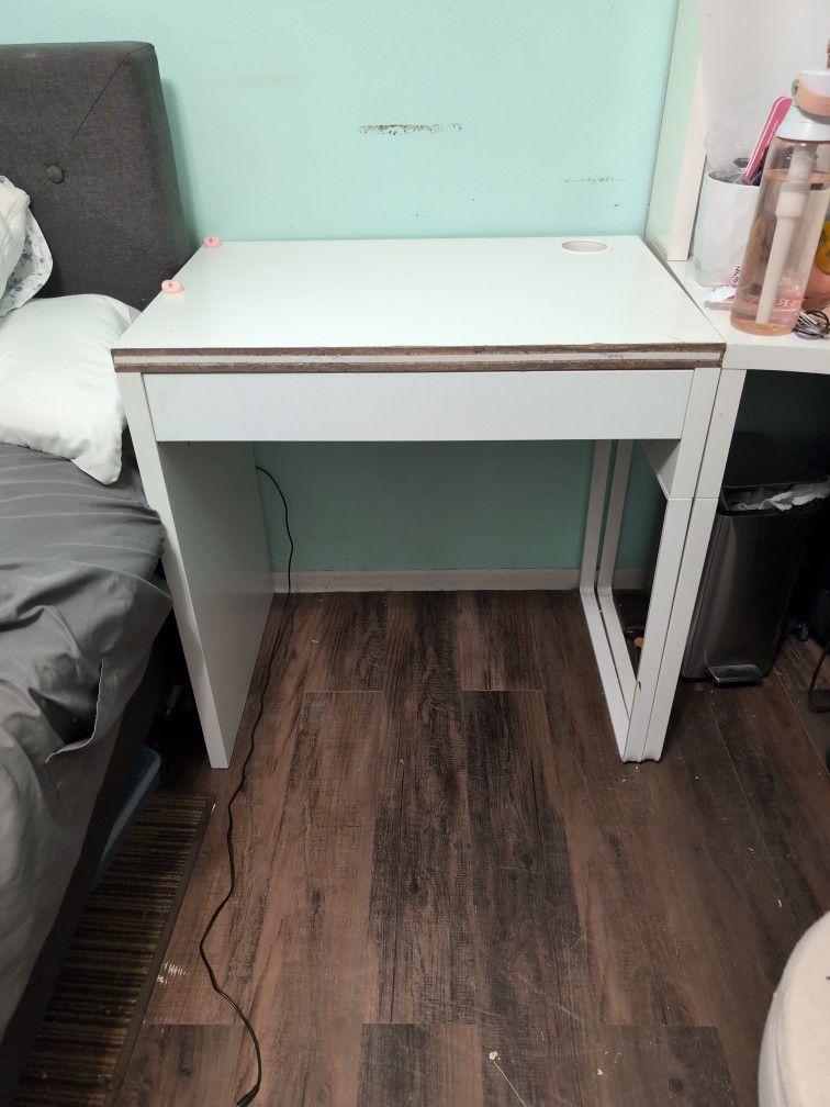Ikea MICKE Desk White