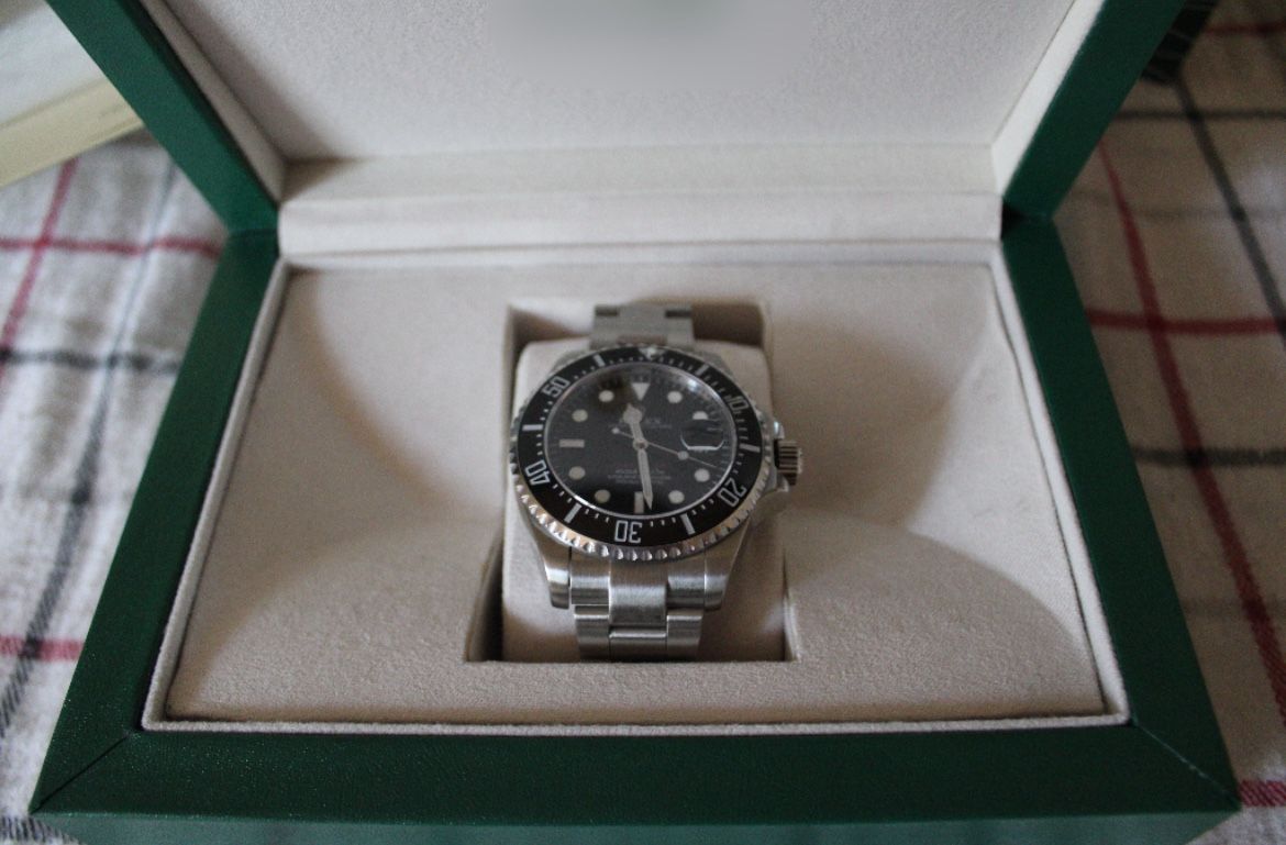 Roll Luxury Watch
