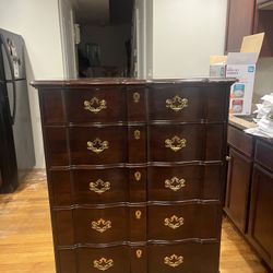 Brown 5- Count Dresser 