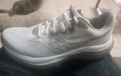 Saucony
