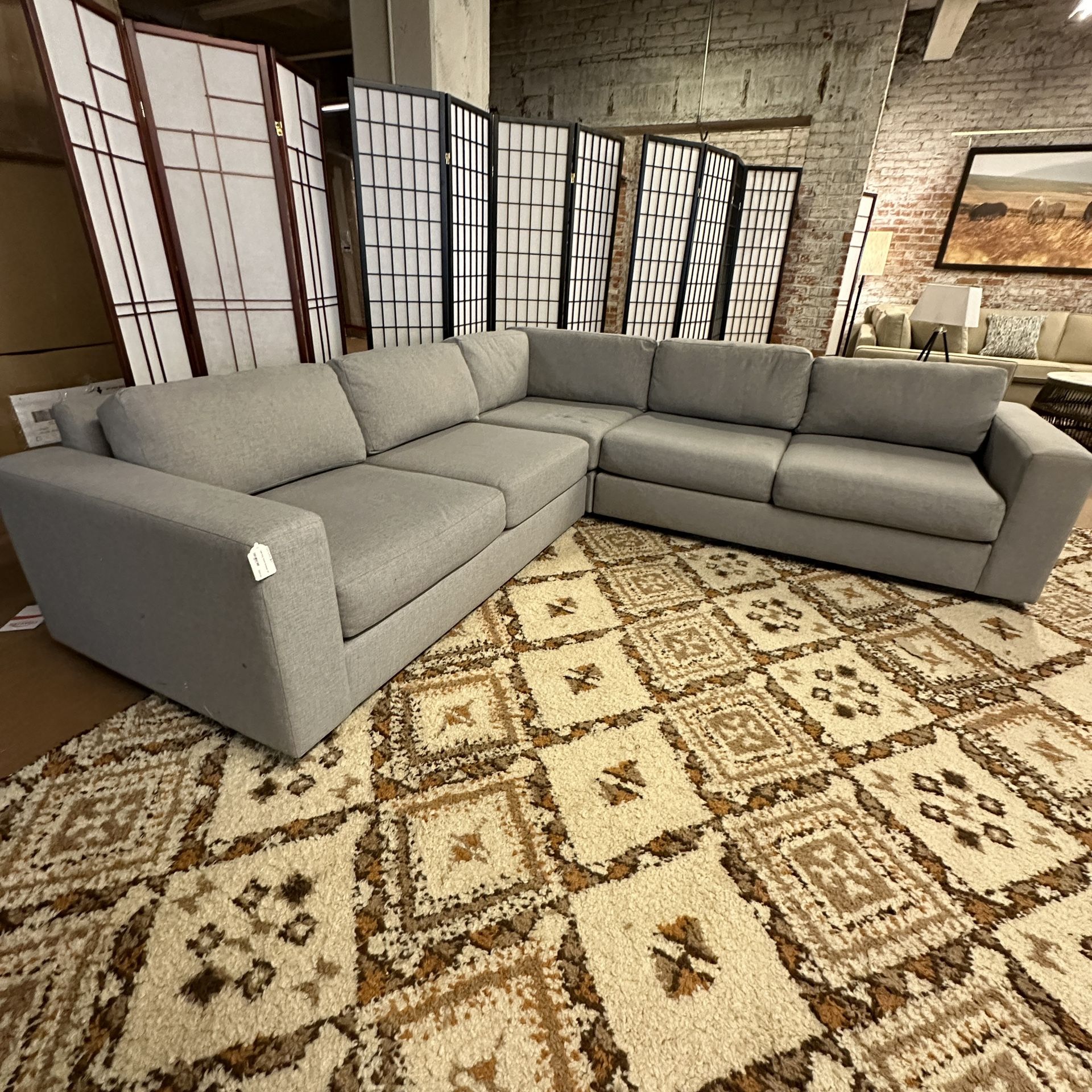 West Elm Light Grey Corner Sectional for Sale in Everett, WA OfferUp