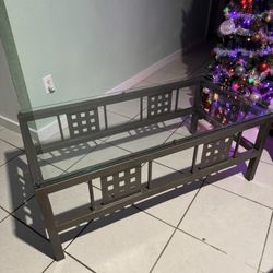 glass table, length 48, width 24, height 19