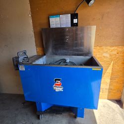 Safety-Kleen Parts Washer on Casters