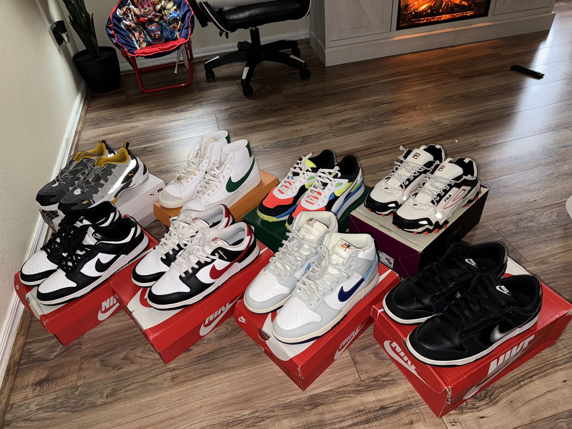 Men’s Size 13 Lightly Worn Shoes