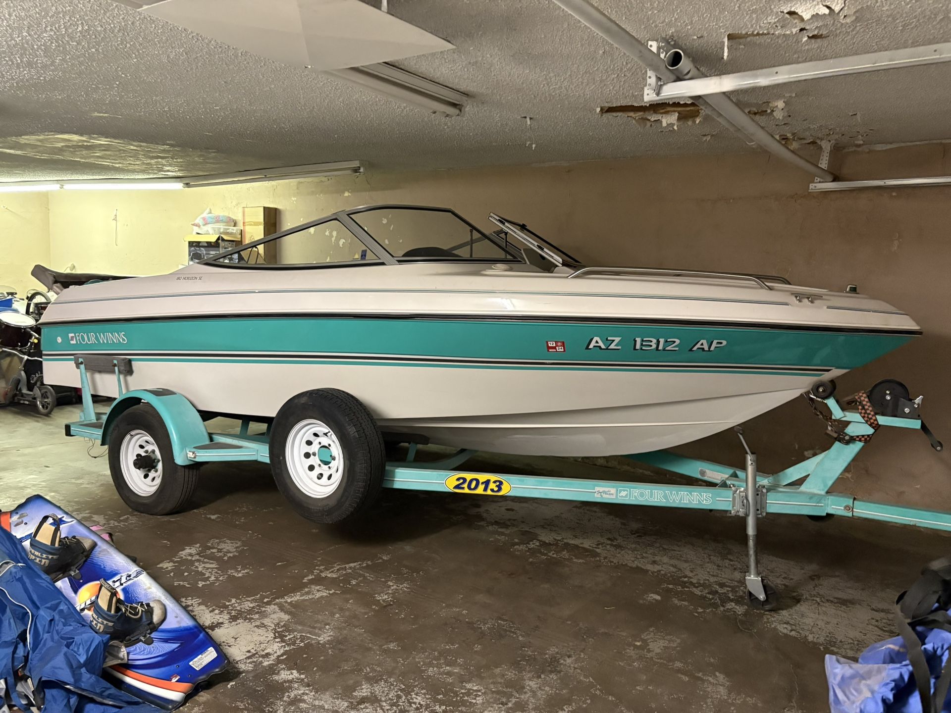 1994 FOUR WINGS BOAT