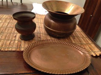 Miscellaneous metal decor