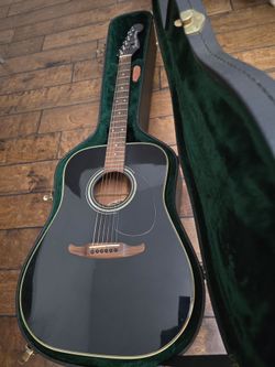 Fender Catalina Acoustic Guitar with Vintage Hard Case
