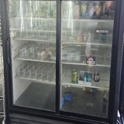 Large Industrial 7 Up Cooler (Not Working)