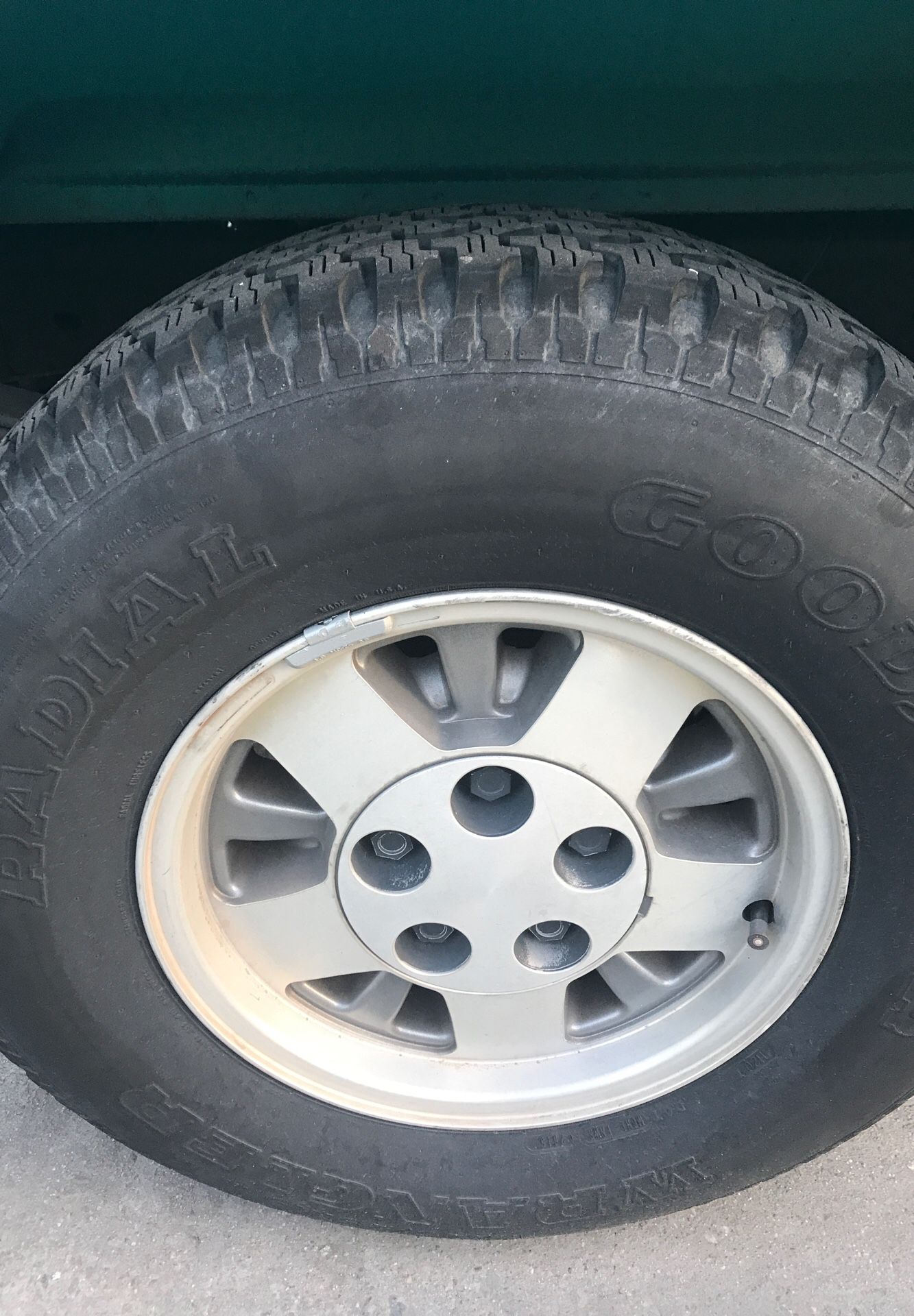 5lug Silverado Rims With Tires