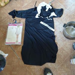 2 Halloween  Costumes 