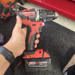 Milwaukee Brushless Drill 