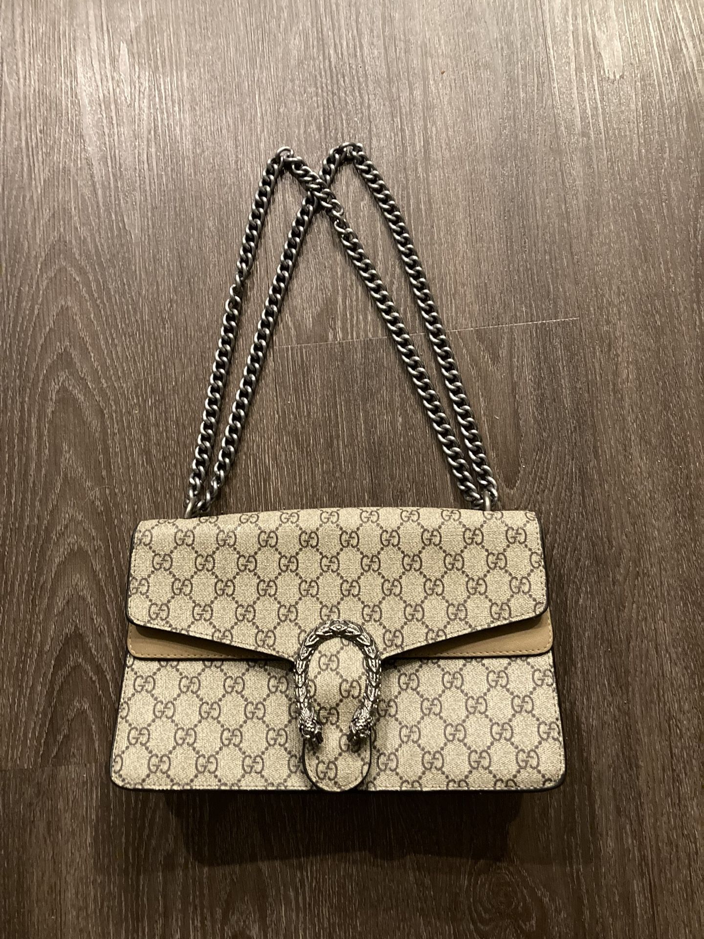 Gucci Dionysus Shoulder Bag