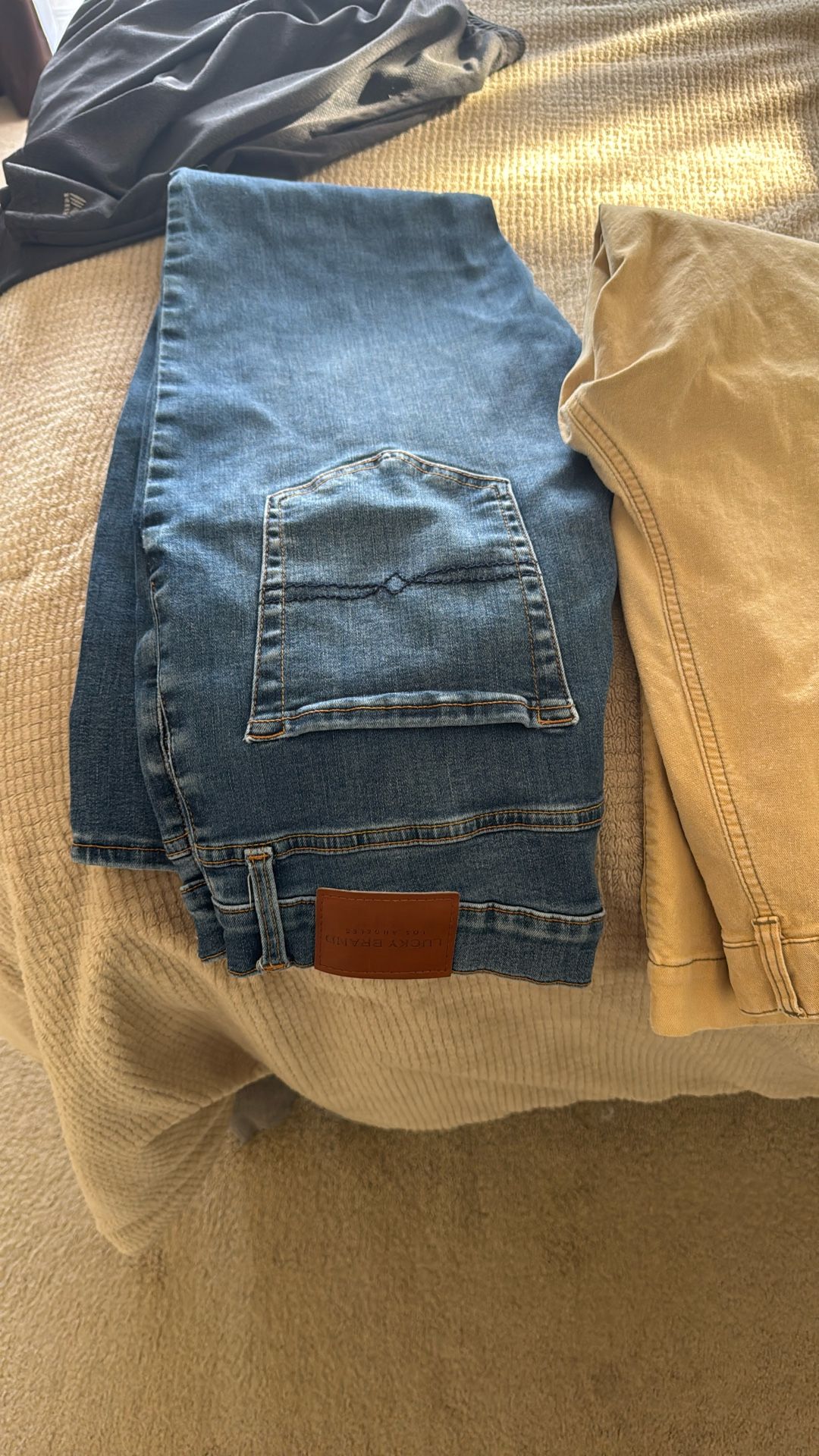 Lucky jeans And Levi Jeans …