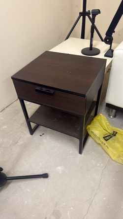 Set of two wood side tables
