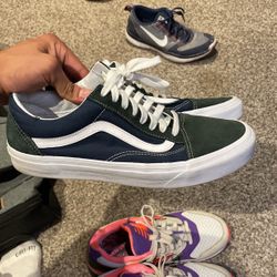Navy/green Vans