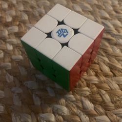 GAN Rubix Cube