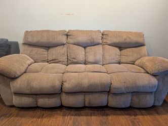 Reclining sofa