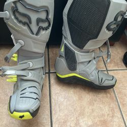 motocross boots