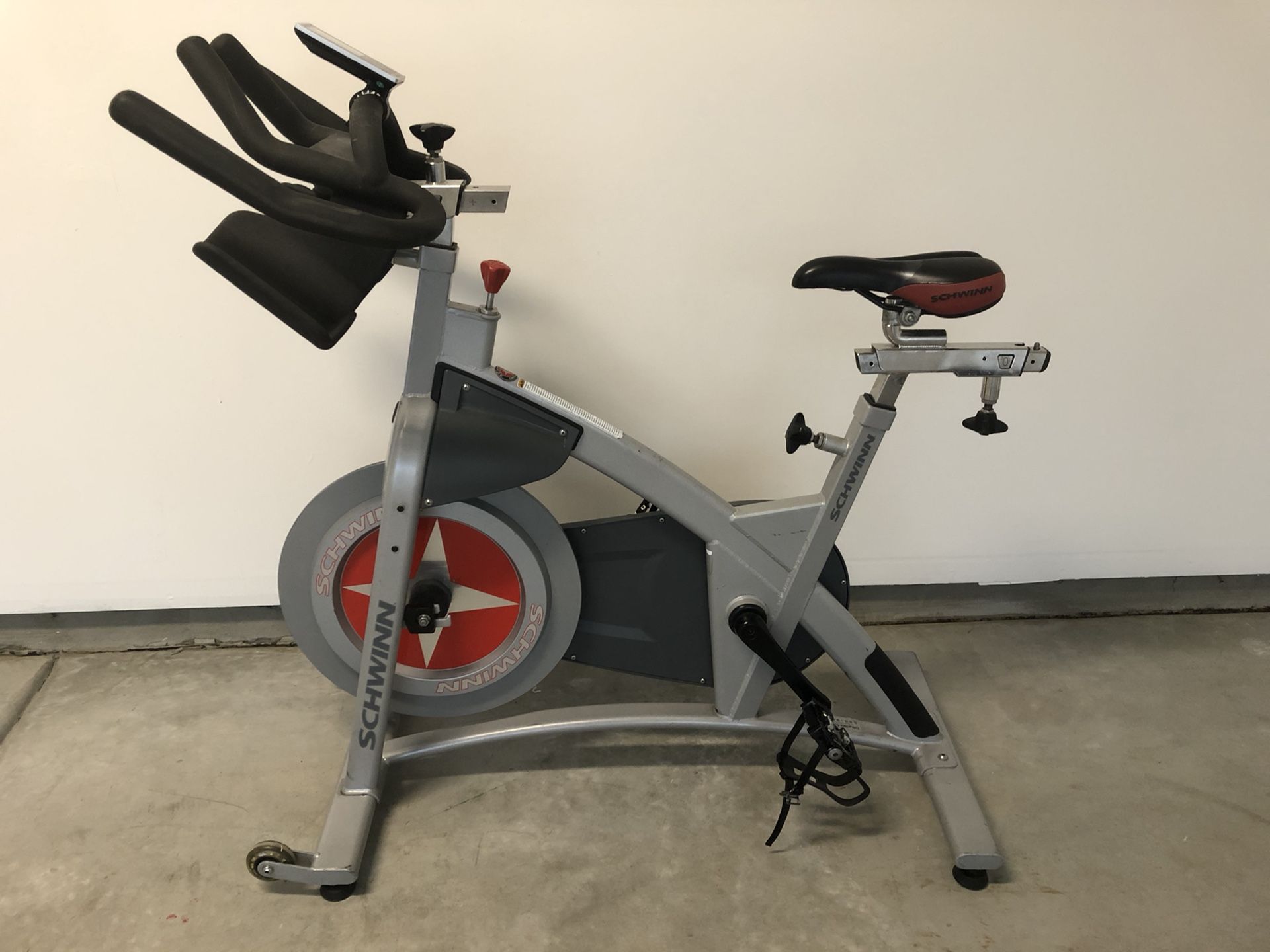 Schwinn Exercise Bike AC Performance Plus With Bike Computer