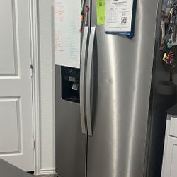 Whirlpool standard dip refrigerator for sale