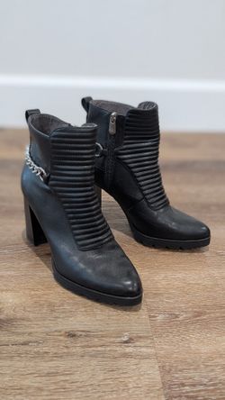 Adrienne Vittadini Black Heeled Boots with Chain Detail