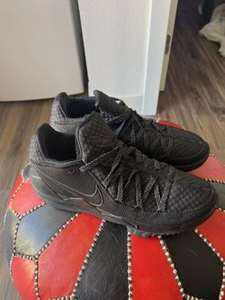 Nike Lebron 17 Low Triple Black Size 12  Used 